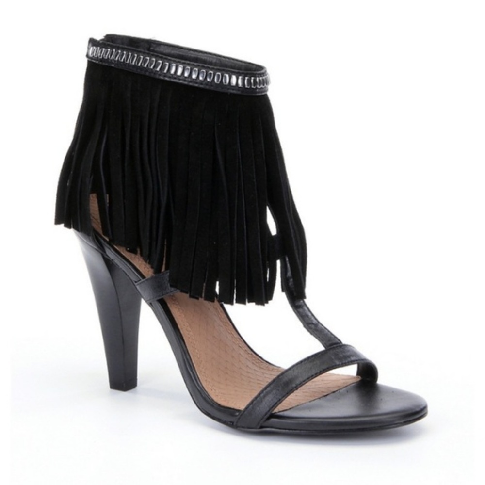 Gianni Bini WYLD-THING Heels
